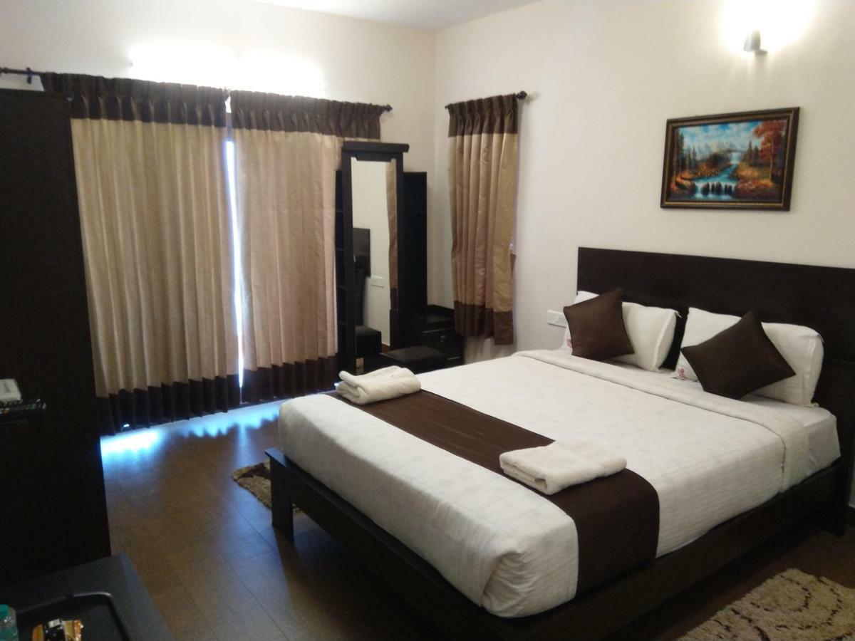 Paradise Perfect - Non Smoking Non Alcoholic No Unmarried Couples Ooty Ngoại thất bức ảnh